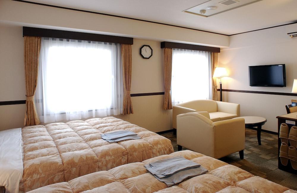 Toyoko Inn Kyoto Gojo Omiya Exteriör bild